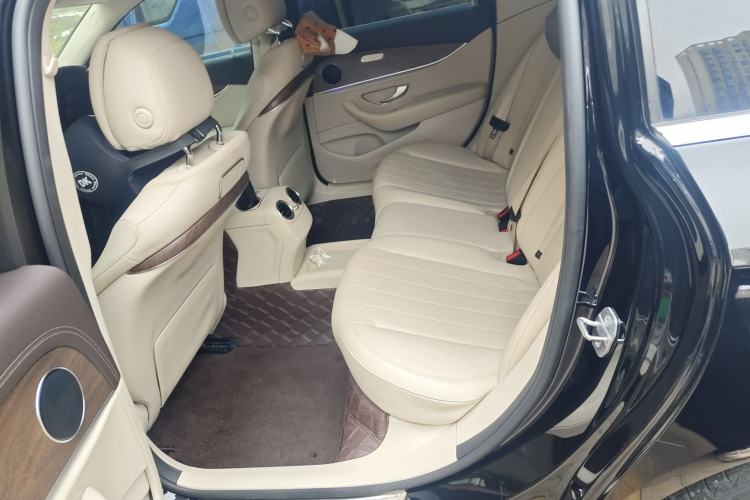 Used Mercedes-Benz E-Class 2016 E 300 L Stylish Model
