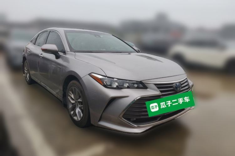 Used Toyota Avalon 2019 Dual-Engine 2.5L Luxury Edition China VI Standard
