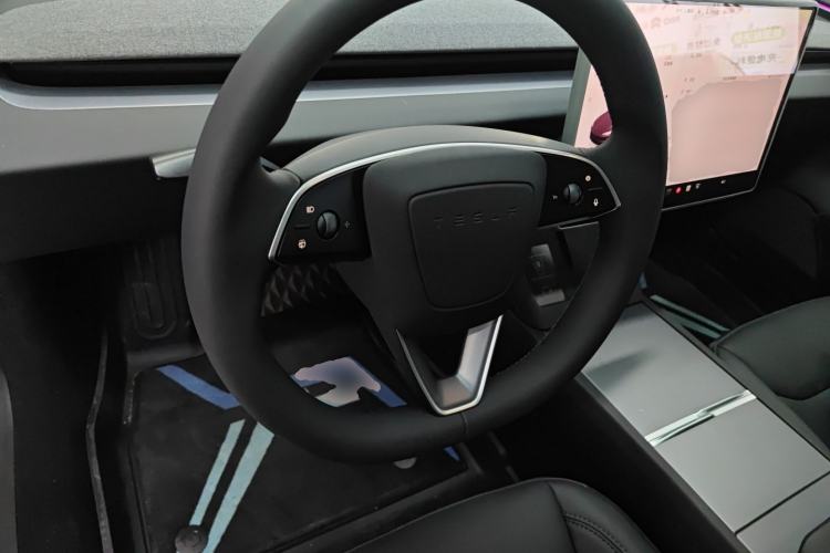 Used Tesla Model 3 2025 Rear-Wheel-Drive Version