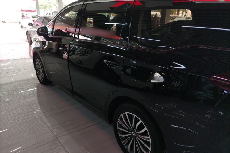 Used GAC Trumpchi M6 2021 270T DCT Luxury Edition (7-seater)
