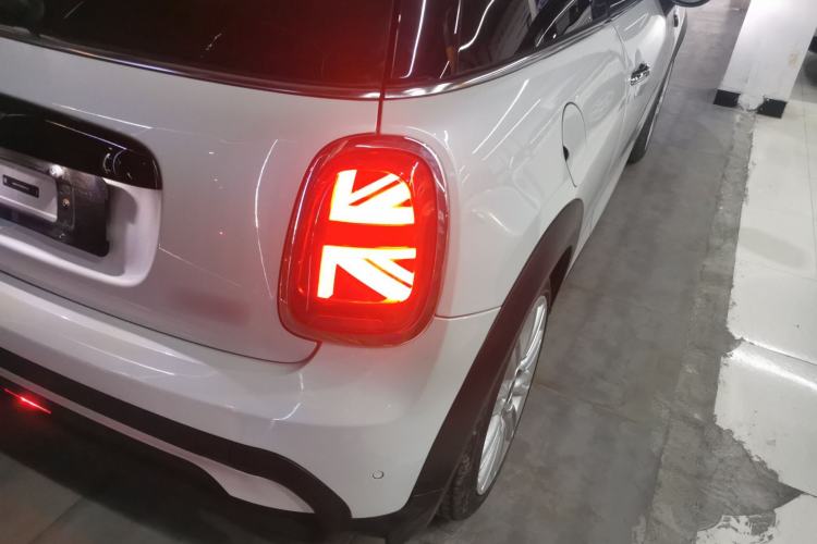 Used MINI MINI 2023 Updated 1.5T COOPER Artist