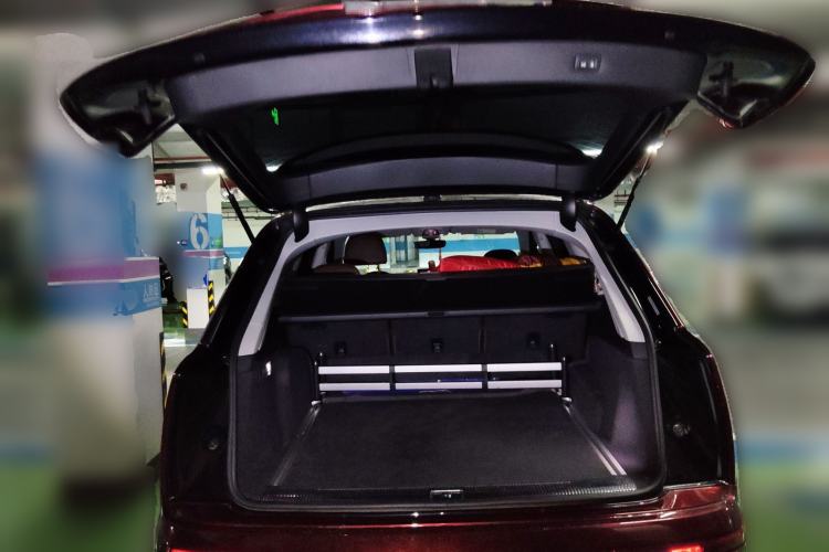 Used Audi Q7 New Energy 2019 55 e-tron Trunk