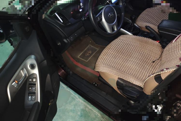 Used Kia Forte 2014 1.6L MT GL
