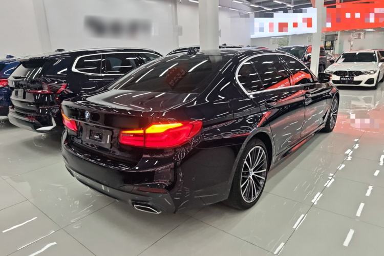 Used BMW 5 Series 2020 530Li Leading Model M Sport Package Rear Right 45 Deg