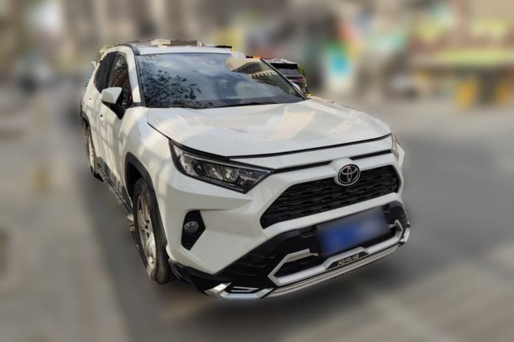 Used Toyota RAV4 2020 2.0L CVT 4x4 Trend Edition Front Right 45 Deg