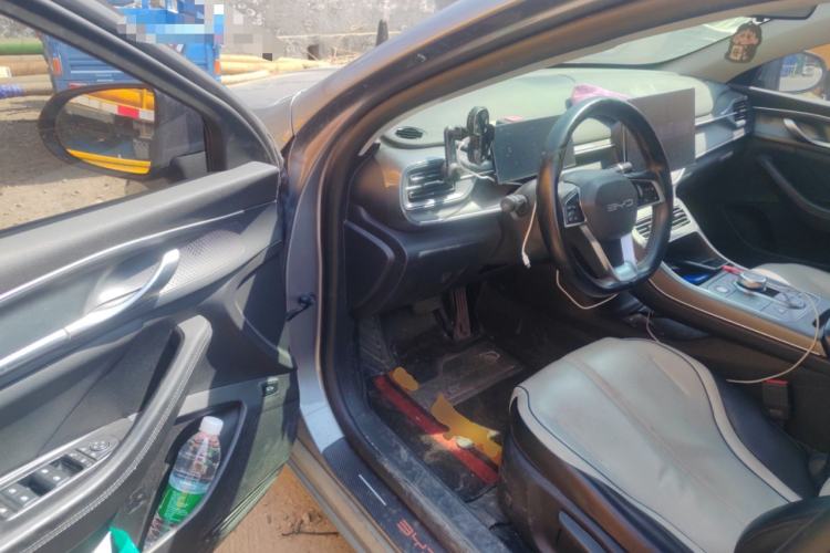 Used BYD Destroyer 05 2024 HONOR Edition DM-i 55KM Luxury Model Driver Seat