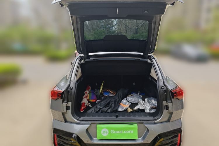 Used BMW X2 2024 sDrive25i M Sport Package Trunk