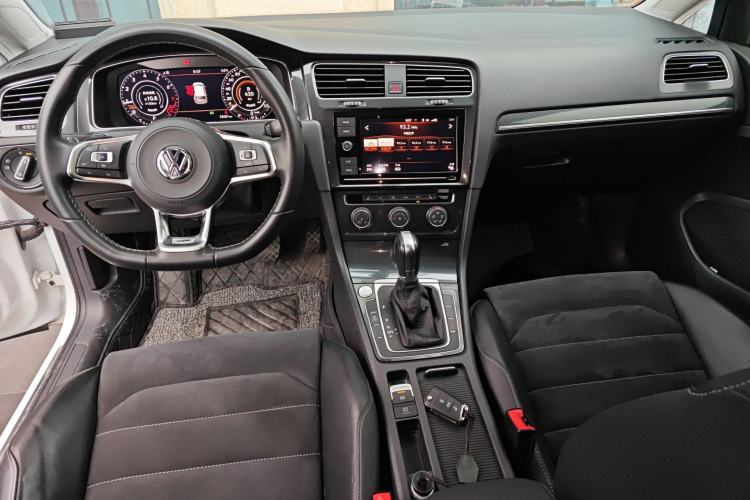 Used Volkswagen Golf 2019 280TSI DSG Luxury Version China VI Standard
