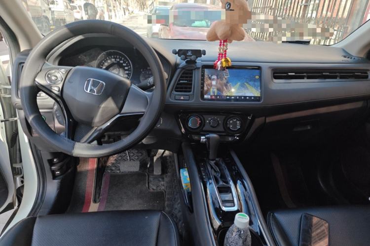 Used Honda Vezel 2022 1.5L CVT Phantom Night Pioneer Edition
