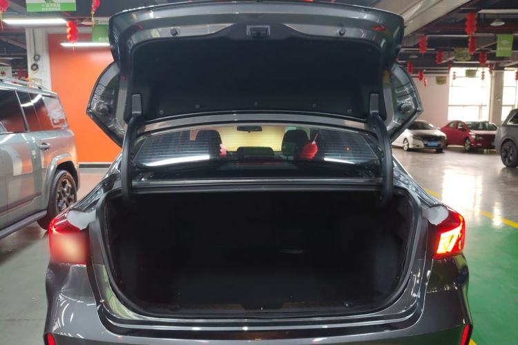 Used CHANGAN Eado 2021 PLUS Blue Whale NE 1.4T GDI DCT Flagship Model Trunk