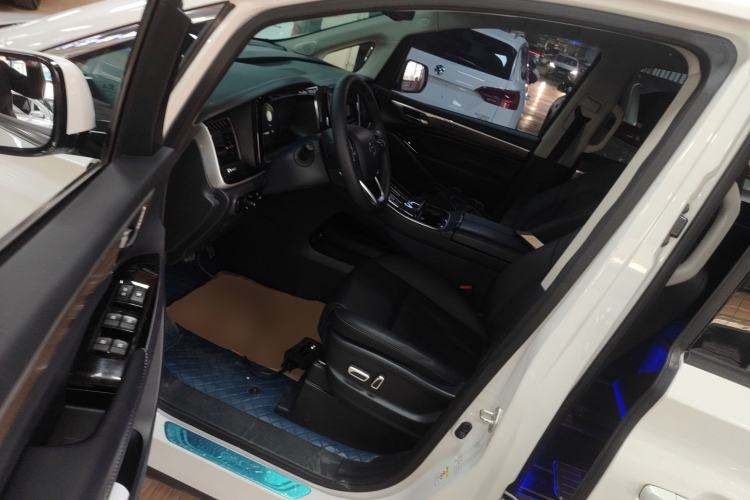 Used GAC Trumpchi M8 2023 Lingxiu Series 390T Prestige Edition
