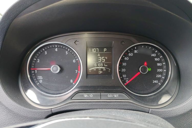 Used Volkswagen Polo 2016 1.6L Automatic Luxury Model Instrument Cluster