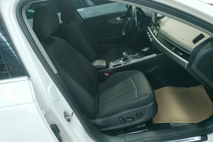 Used Audi A4L 2018 30th Anniversary Edition 40 TFSI Trendy Model