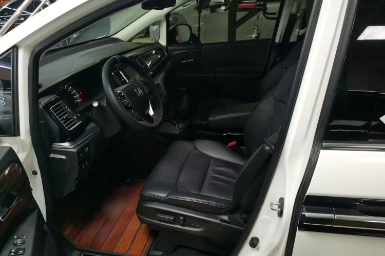 Used Honda Elysion 2016 2.4L Luxury Edition