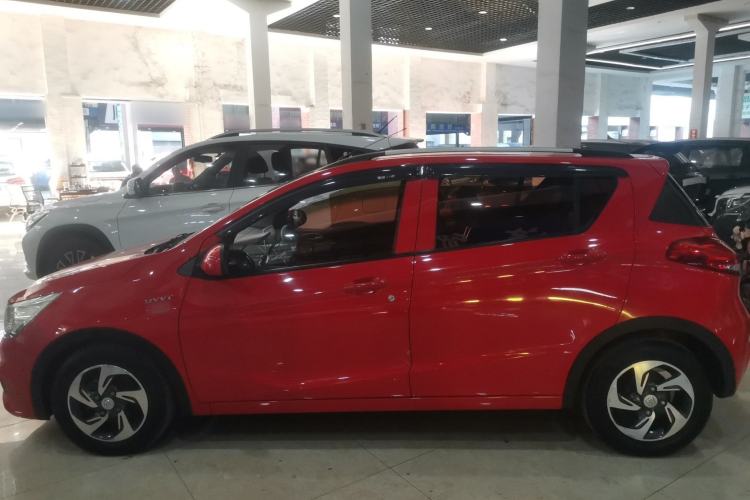 Used Baojun 310 2017 1.5L Automatic Fashion Model