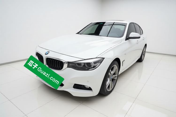 Used BMW 3 Series GT 2020 320i M Sport Package Guazi used car, China used car export, Used car for sale, Used BMW cars, Cheapest cars for sale
