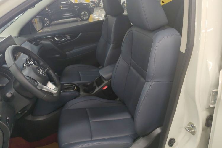 Used Nissan Qashqai 2025 Honor 2.0L CVT XV+ Leading Edition Left Front Seat