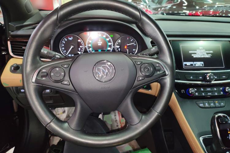 Used Buick LaCrosse 2018 28T Luxury Model