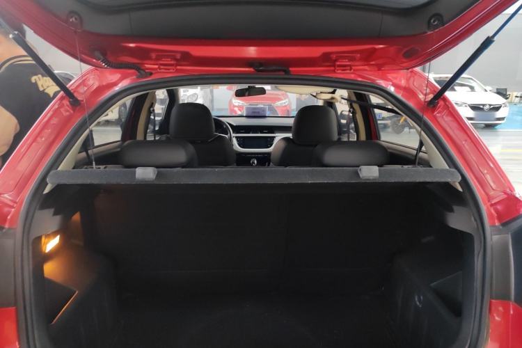 Used Geely Auto Vision X3 2020 1.5L CVT Luxury Model Trunk