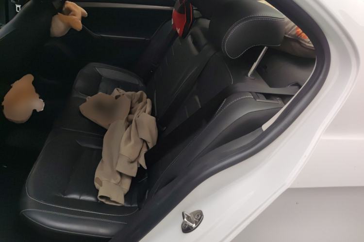 Used Volkswagen Lavida 2015 1.6L Automatic Comfort Edition
