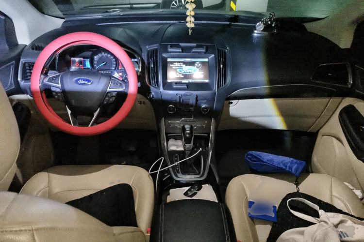 Used Ford Edge 2015 2.0T GTDi Two-Wheel-Drive High-Line Version