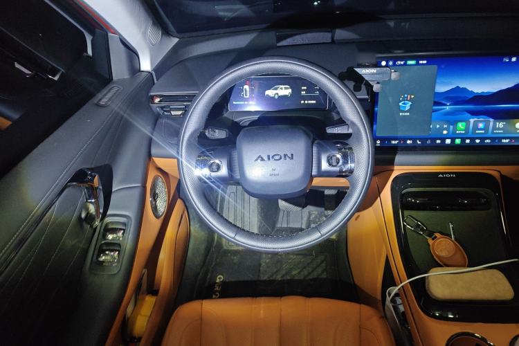 Used AION V 2024 Aion Tyrannosaurus 650 Smart Premium Edition