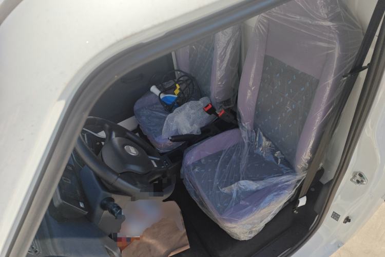 Used Chengshi X2 2022 Wealth Edition Single-Row Box-Type Transport Vehicle
