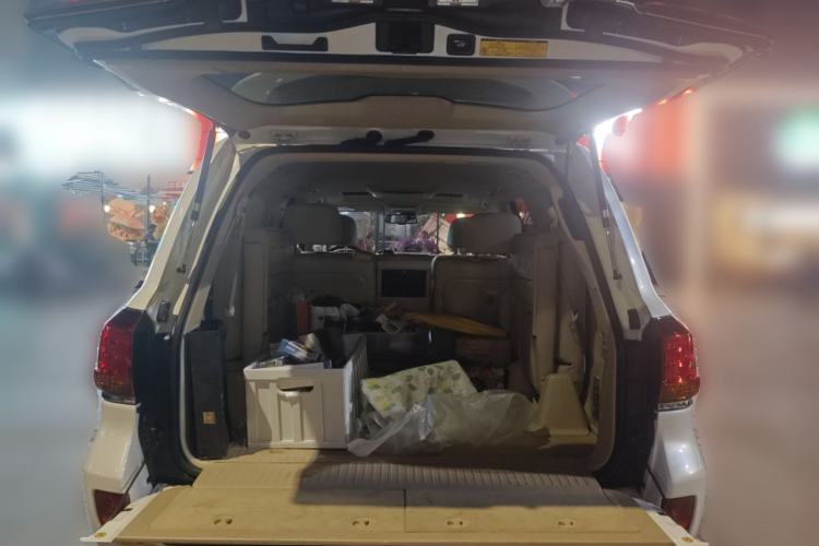 Used Lexus LX 2009 570
