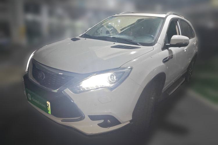 Used BYD Tang New Energy 2017 2.0T All-Wheel Drive Hyatt Model
