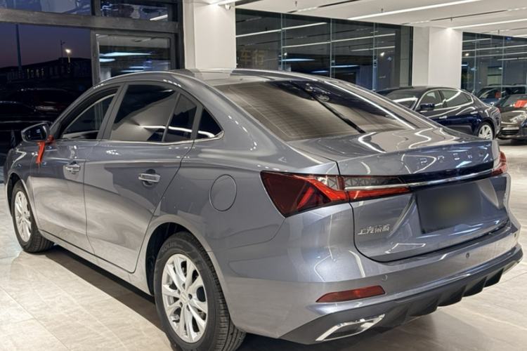 Used Roewe i5 2023 1.5L CVT Luxury Edition Exterior 4