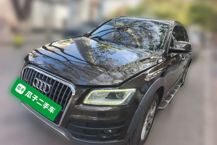 Used Audi Q5 2018 Collector's Edition 40 TFSI Technology Model