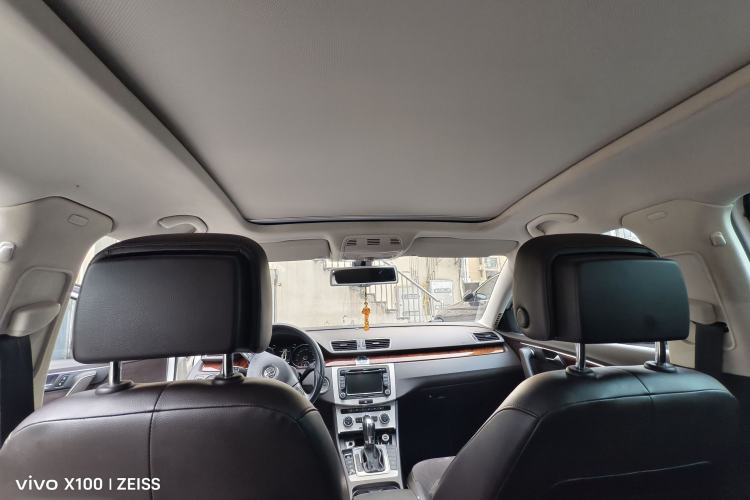 Used Volkswagen Magotan 2012 Travel Edition 2.0 TSI Comfort Version Headliner