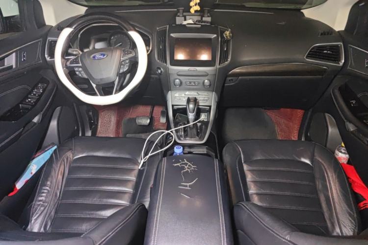 Used Ford Edge 2016 EcoBoost 245 Two-Wheel-Drive Titanium 7-Seater
