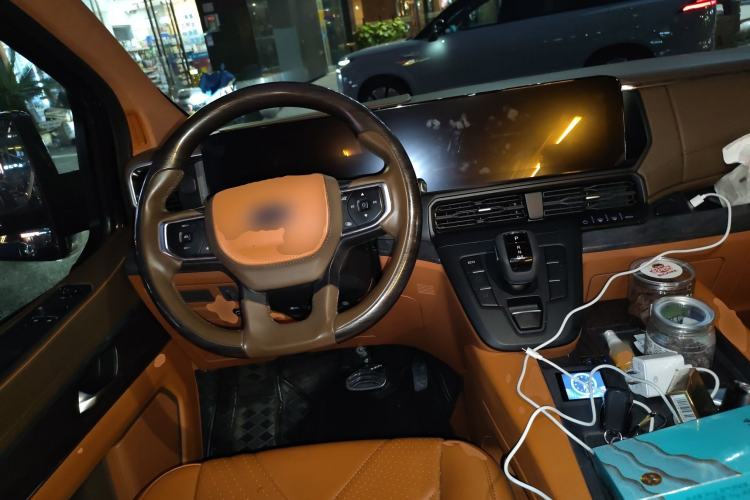 Used Juntian Black Warrior Youth 2023 2.0T Diesel Standard Edition Steering Wheel