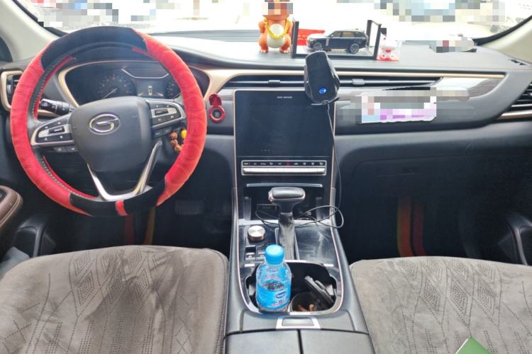 Used GAC Trumpchi GS5 2019 235T Automatic Elite Edition Center Console