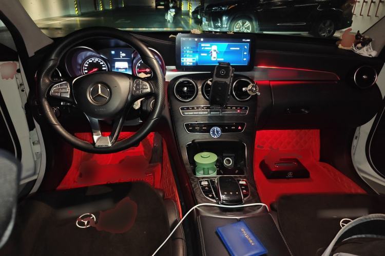 Used Mercedes-Benz C-Class 2015 C 200 L Sport Edition Center Console