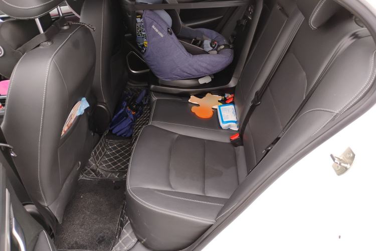 Used Geely Auto Emgrand 2019 Leading Edition 1.5L CVT Upward-Connected Model China VI Standard
