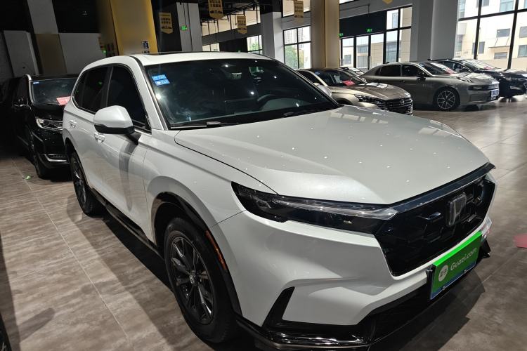 Used Honda CR-V 2024 2.0L eHEV Two-Wheel Drive Smart Edition Front Right 45 Deg