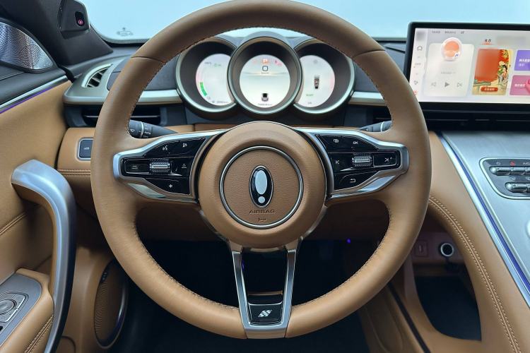 Used ORA Lightning Cat 2022 555 km Luxury Edition