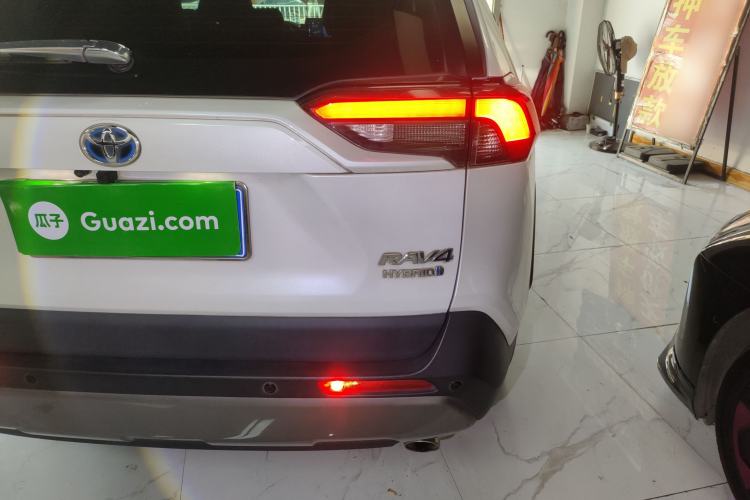 Used Toyota RAV4 2021 Dual-Engine 2.5L E-CVT Four-Wheel Drive Elite PLUS Edition
