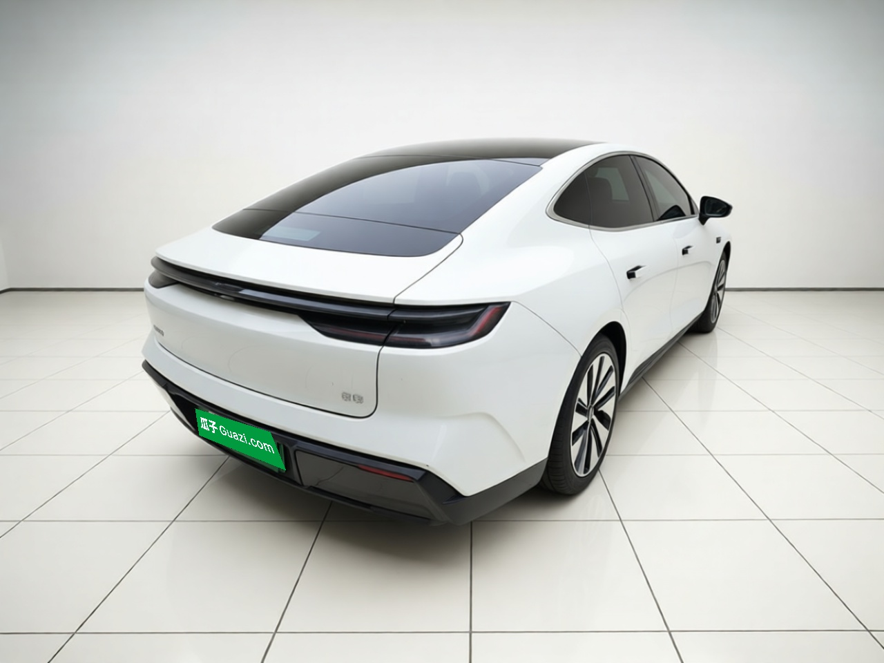 Geely Galaxy E8 2024 665 km Range Rear-Drive Starship Long-Range Version — снимка 6