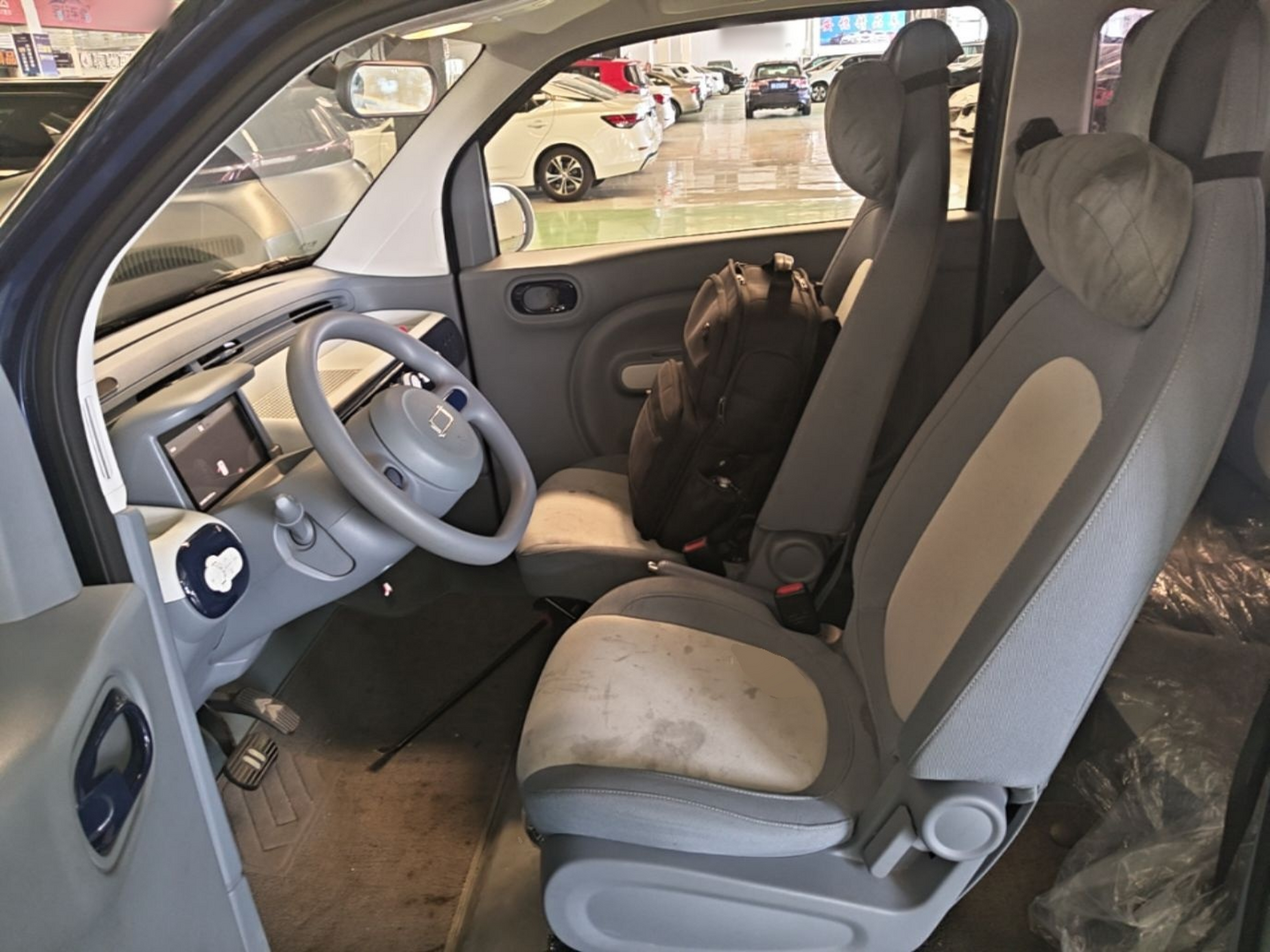 Interior delantero