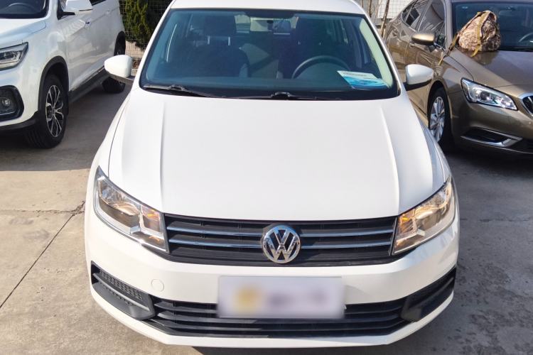 Used Volkswagen Santana 2015 Haval H6 1.6L Automatic Luxury Model Front