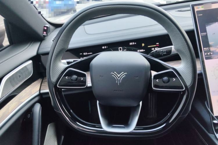 Used NETA S 2022 Extended-Range Version 1160 km Range Rear-Wheel Drive Mid-Grade