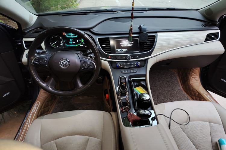 Used Buick LaCrosse 2016 30H Luxury Version