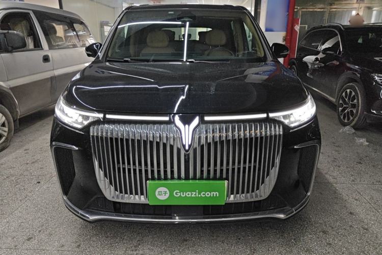 Used VOYAH Dream 2025 PHEV Four-Wheel Drive Excellence Kunpeng Edition
