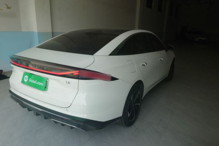 Used Geely Galaxy L6 2023 125km MAX
