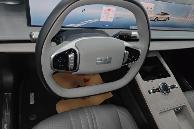 Used Geely Galaxy E8 2024 665 km Range Rear-Drive Starship Long-Range Version