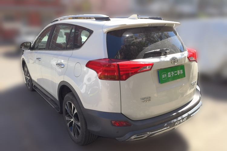 Used Toyota RAV4 2015 2.5L Automatic 4x4 Elite Edition Rear Left 45 Deg