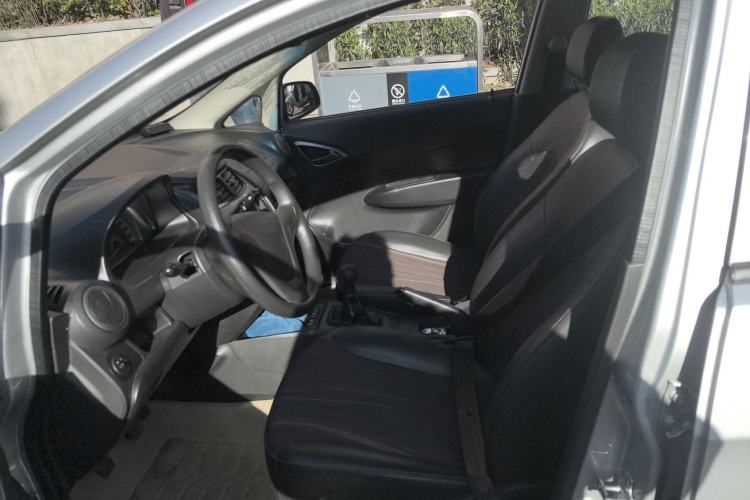 Used Chevrolet Sail 2013 Sedan 1.2L Manual Fashionable Happiness Edition
